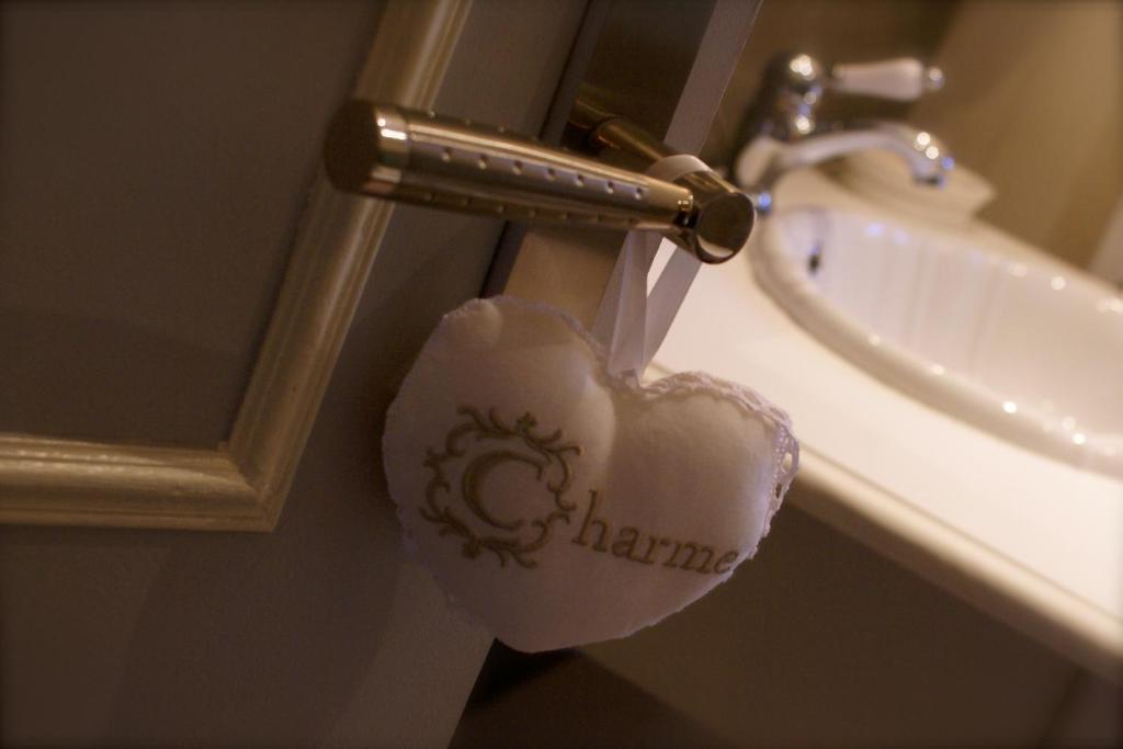 Le Crillon Hotel 3*